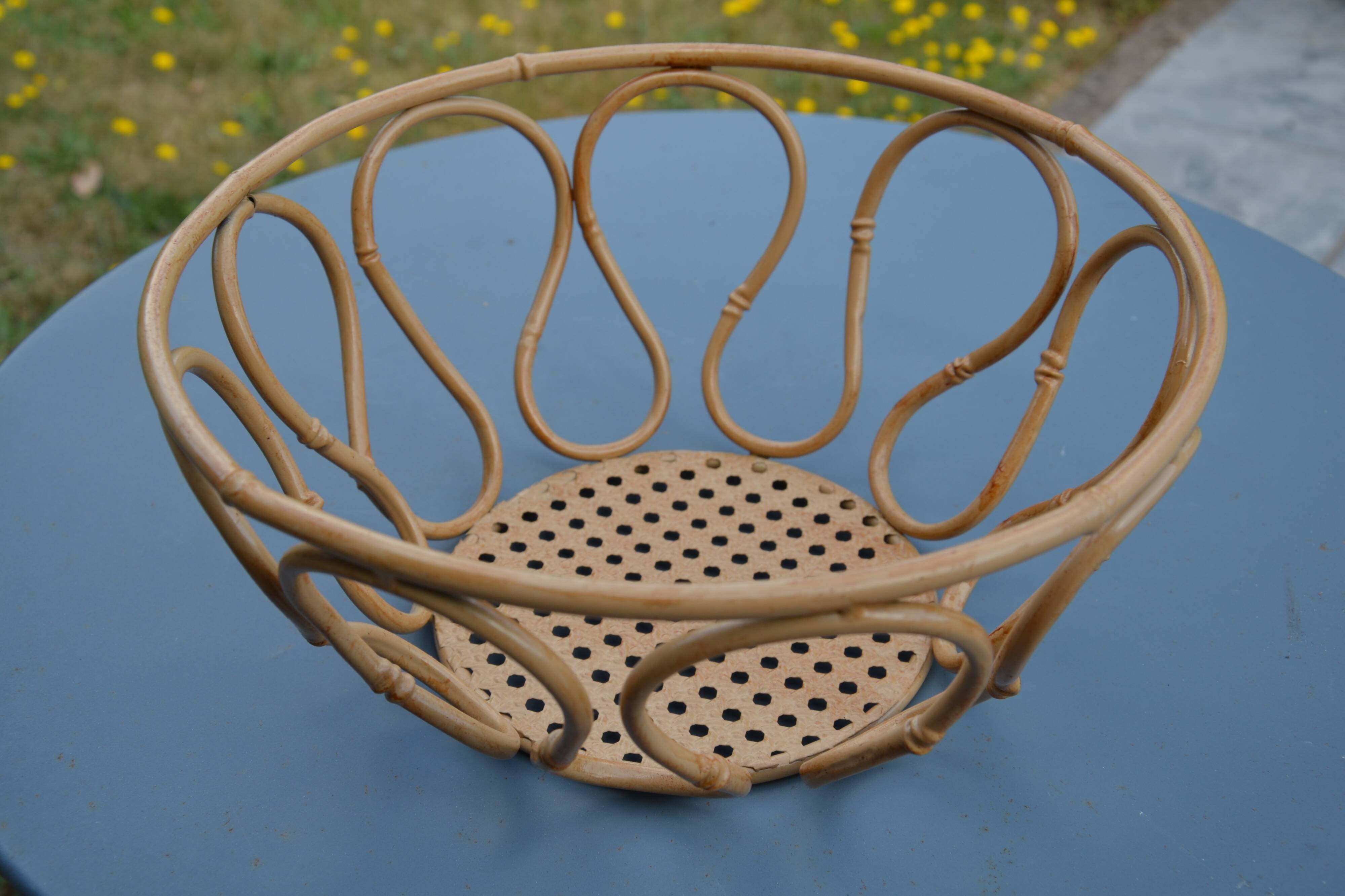 Corbeille, panier à fruits en métal imitant le bambou