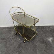 Desserte en laiton et verre fumé des années 1960