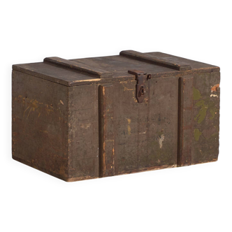 Petit coffre ancien vert olive (c.1920) #26