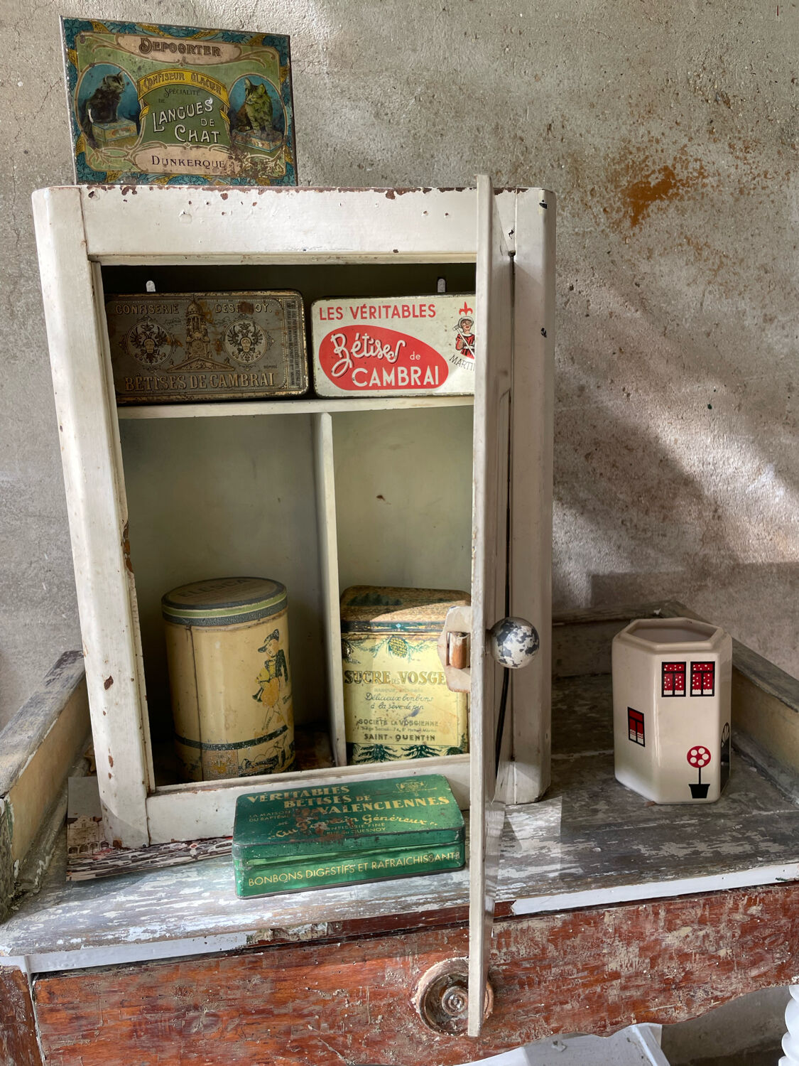 Medicine cabinet