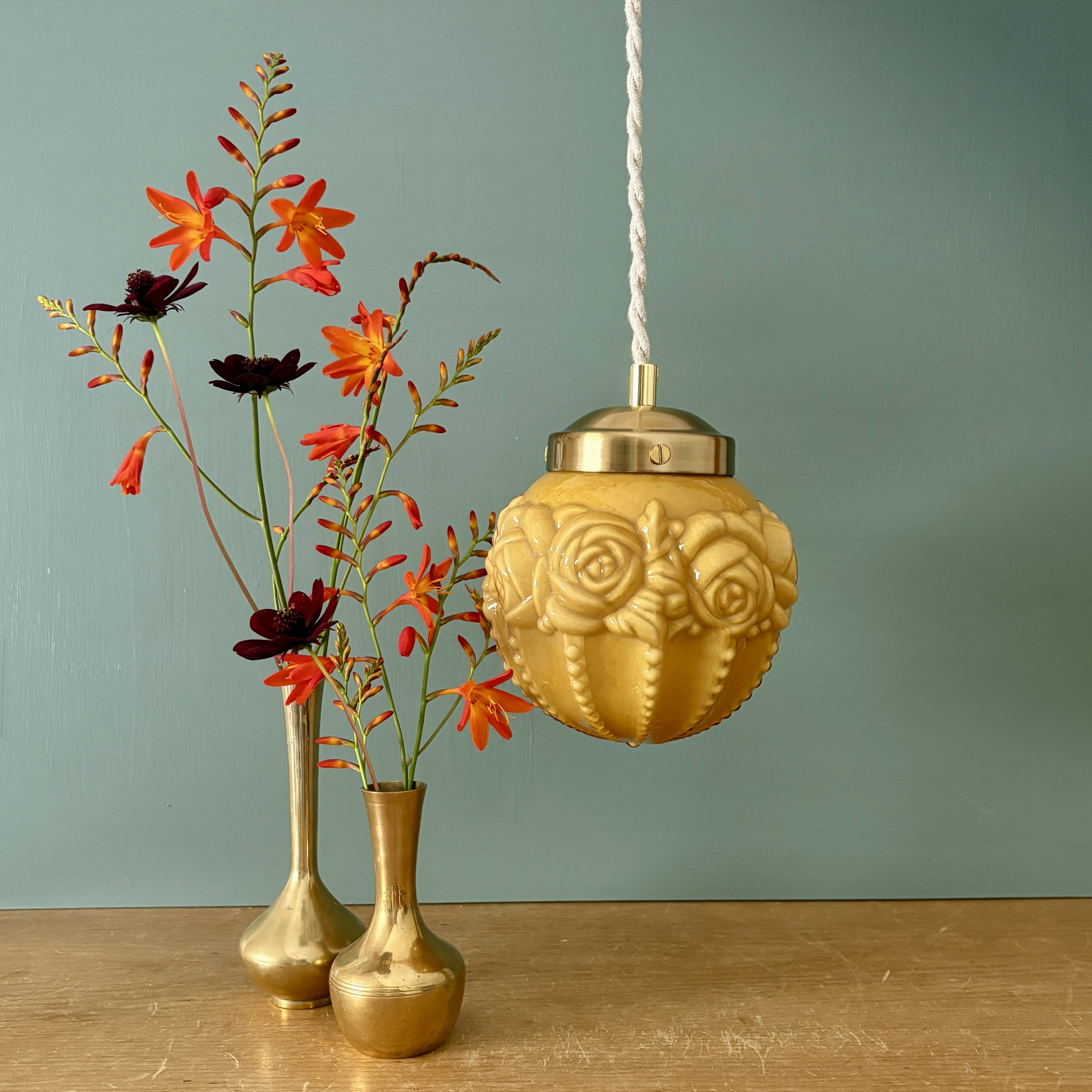 Vintage art deco globe pendant light in ochre opaline
