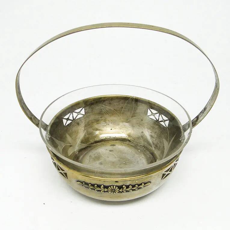 Basket sugar bowl Art Nouveau, silver-plated brass, Austria, 1920s