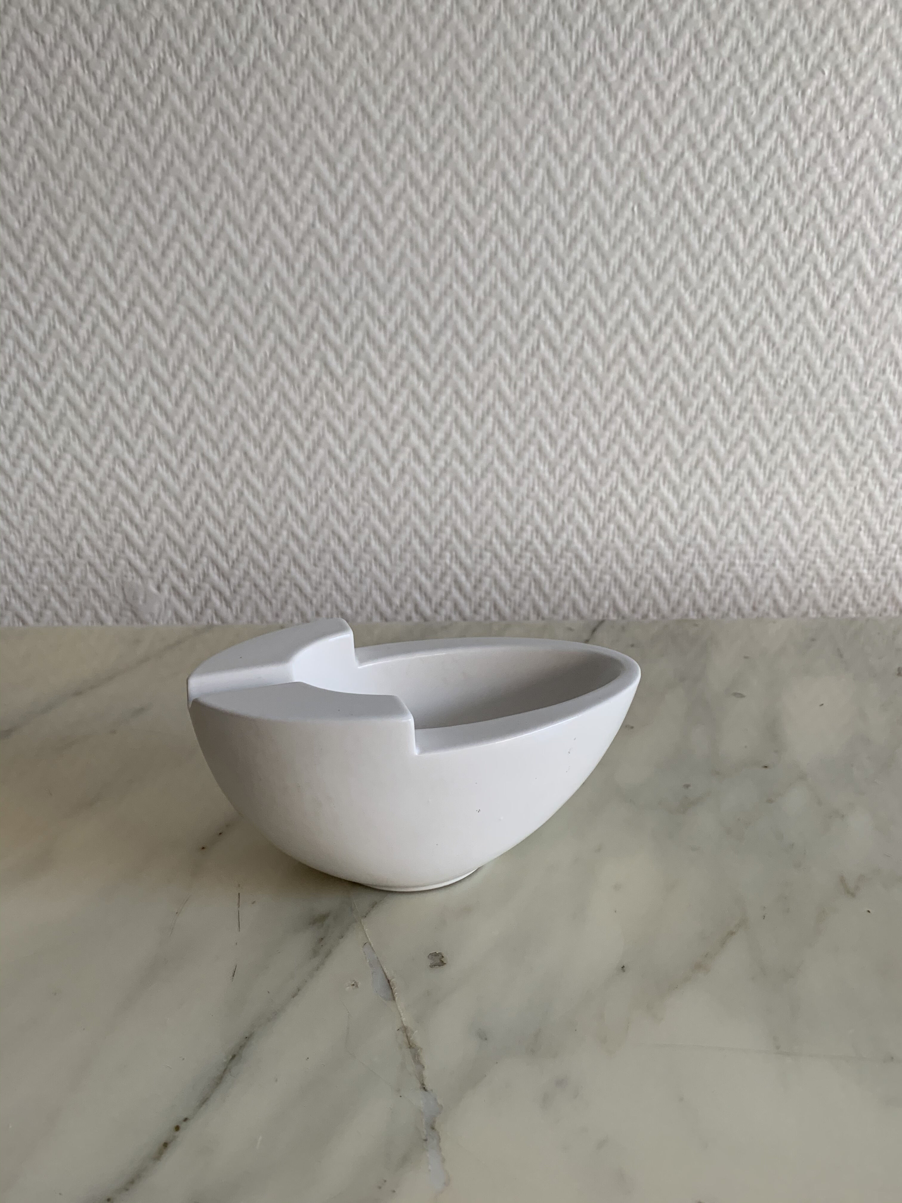 Claude Dumas white ceramic ashtray