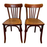 Chaises de bistrot Parisiennes