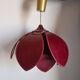 Suspension fleur de Lotus bordeaux de Robert de Schuytener, années 80