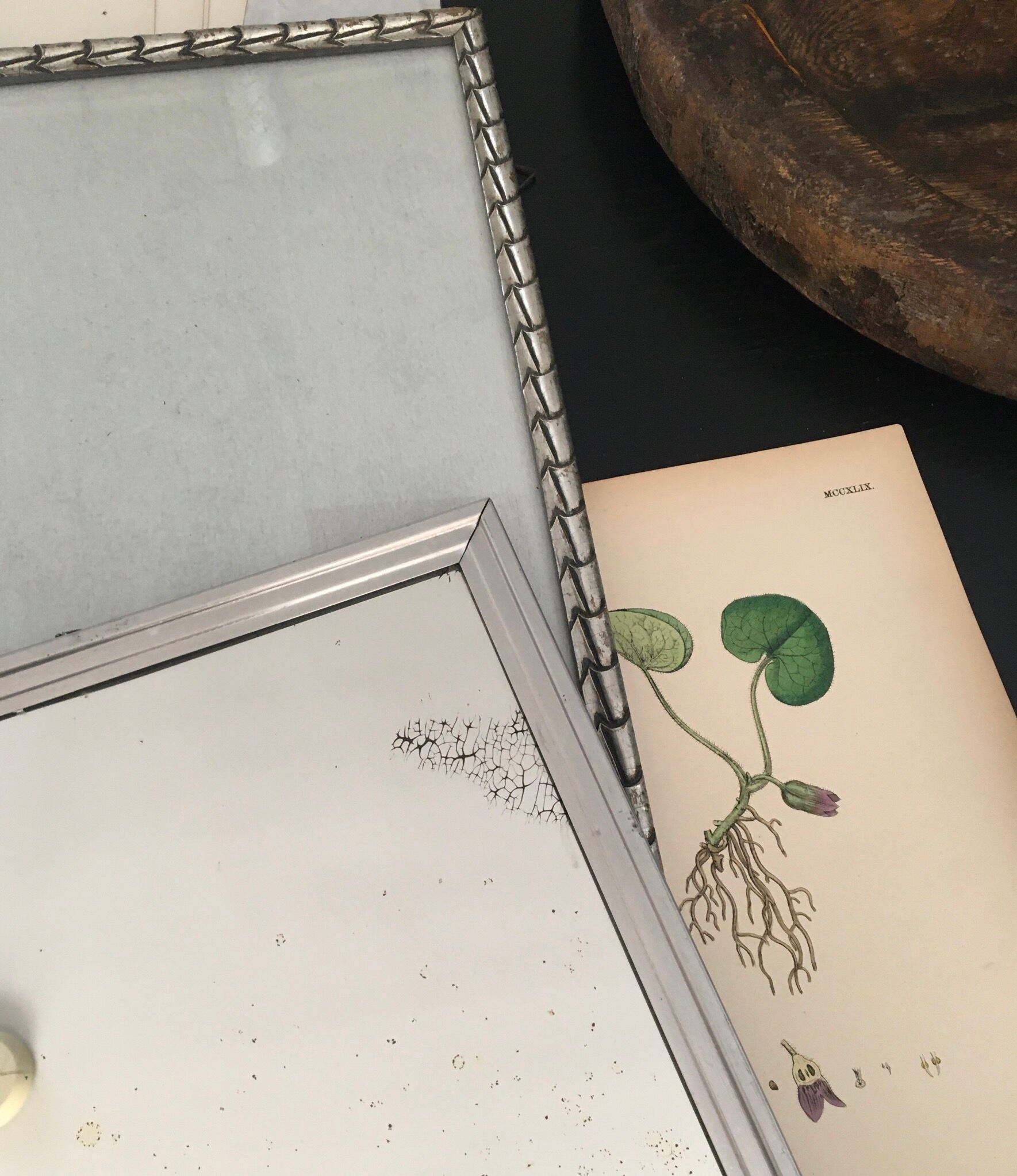 Metal mirror to hang, 50s/60s - 24x38cm