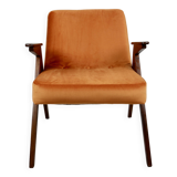 Fauteuil Orange Bunny attribué à Józef Chierowski, 1970