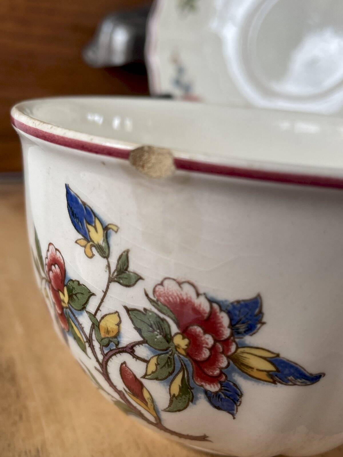 Large cup and 2 saucers V&B model Phoenix