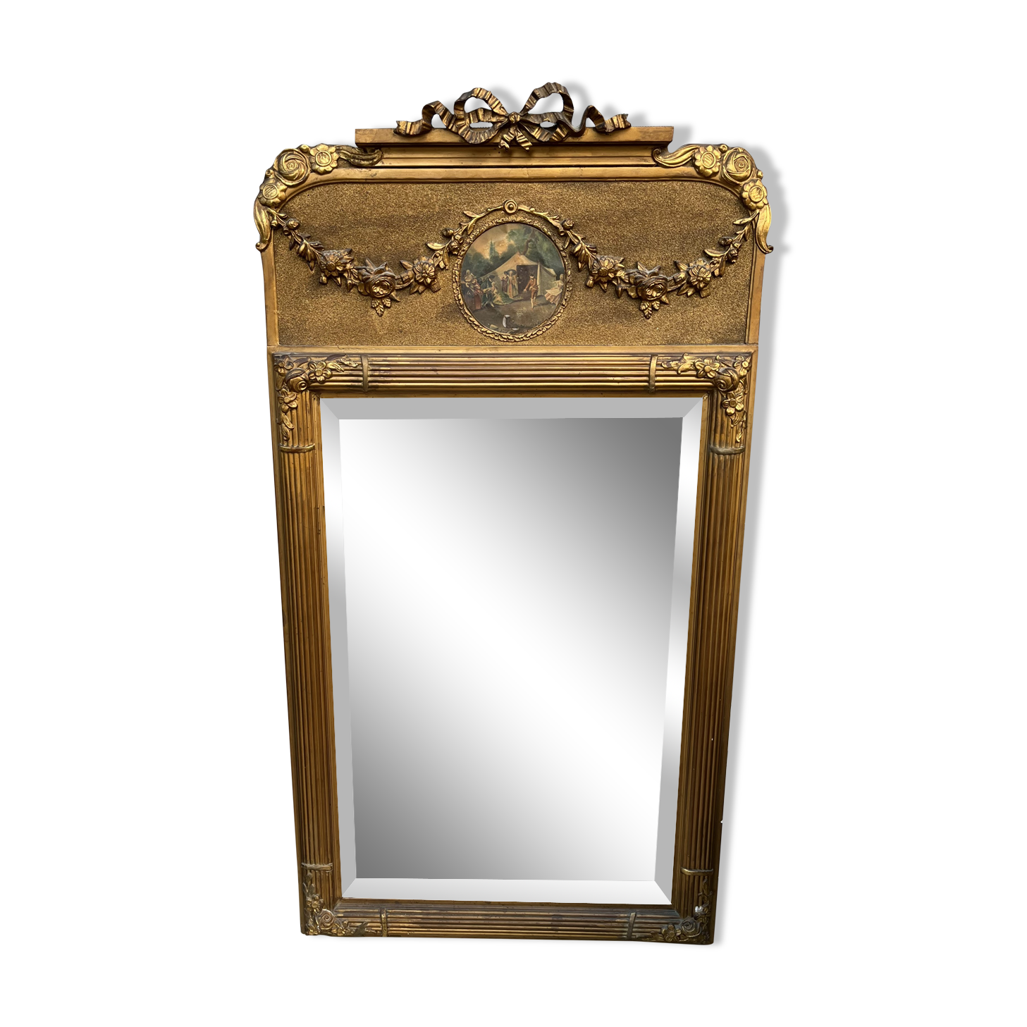 Miroir ancien en bois doré 128 x 68 cm