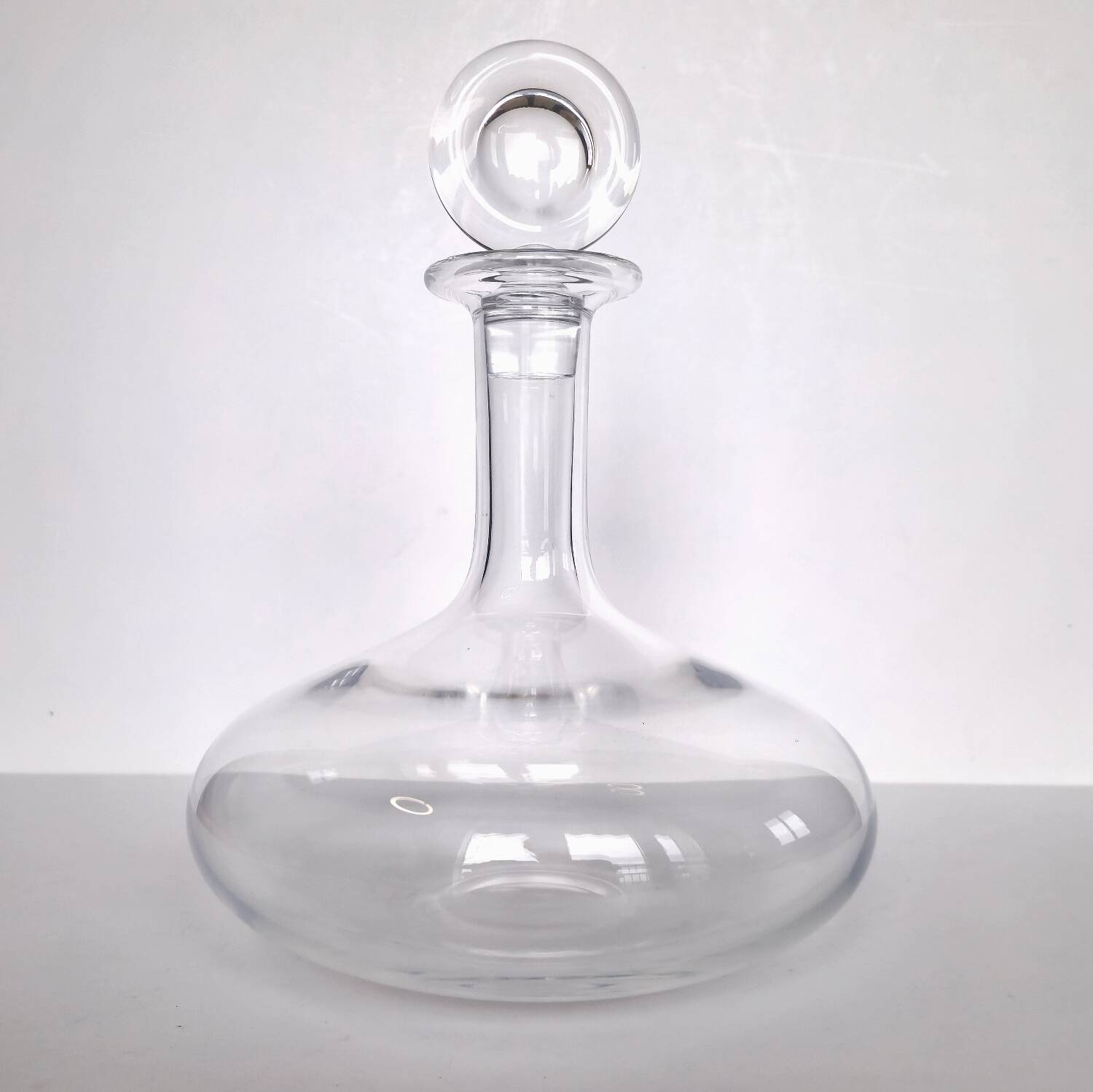 Baccarat crystal carafe Œnology