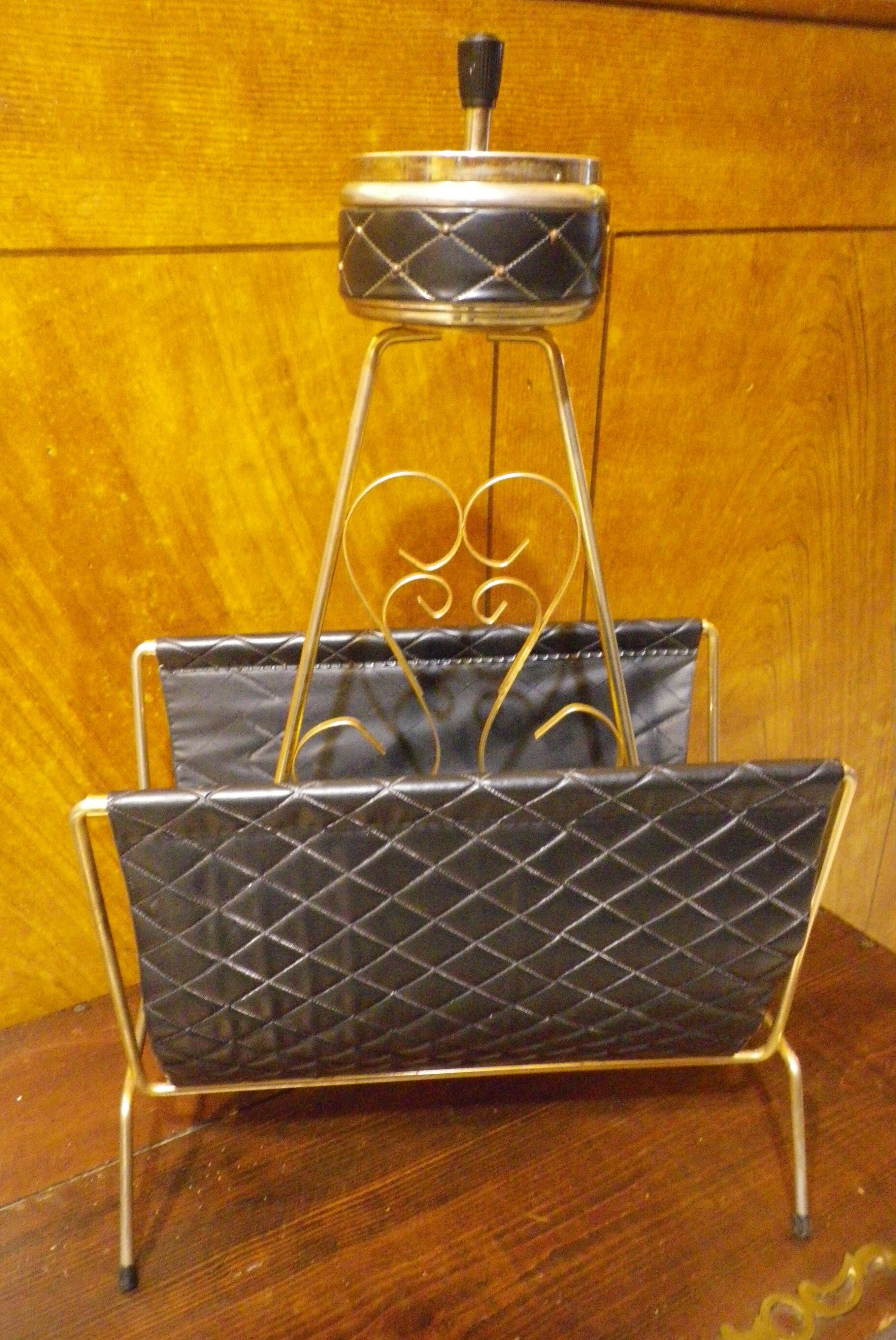 Free-standing ashtray with magazine holder
