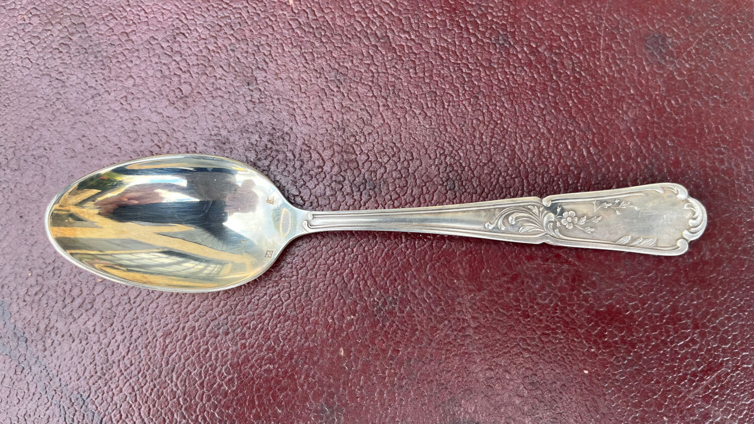 Set of 6 small silver metal teaspoons