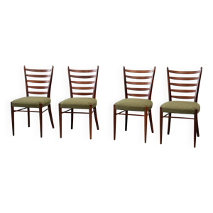 ensemble de quatre chaises