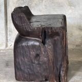 Stool, tabouret or low Japanese-style armchair in brutalist monoxyle radica.