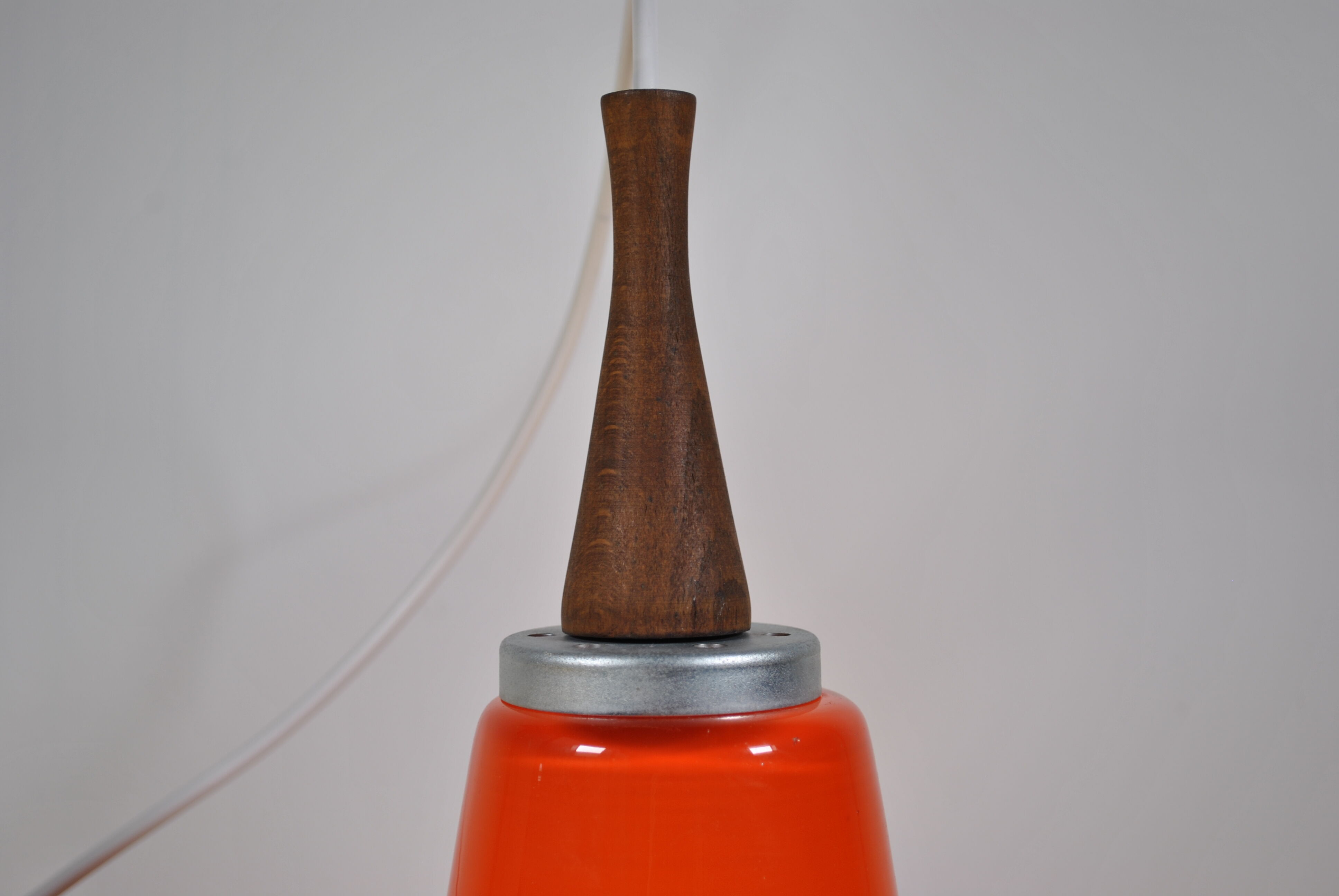 Glass suspension 1960