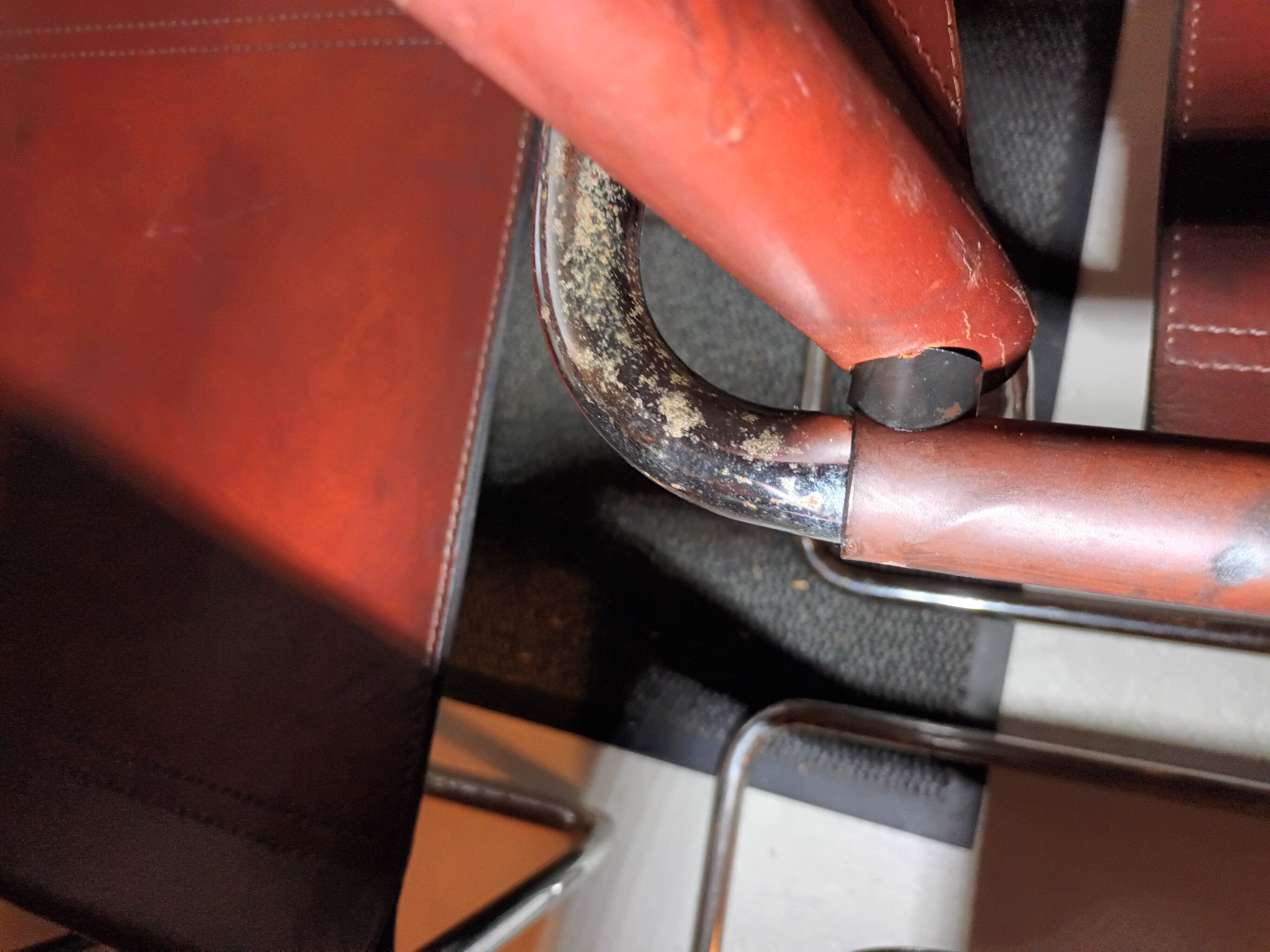 Set of 6 brown leather armchairs