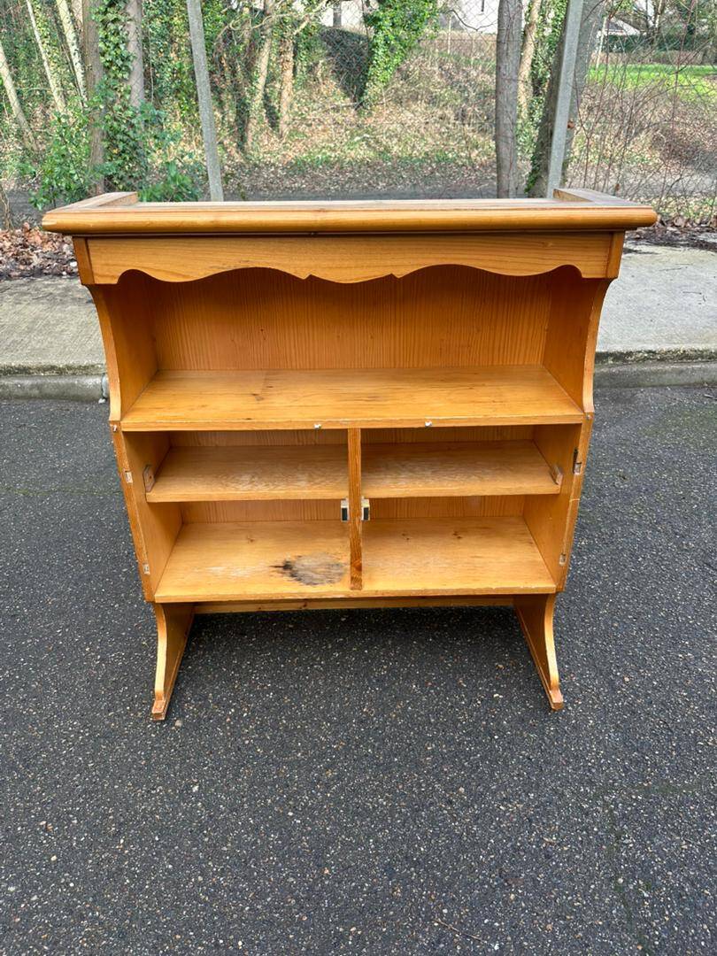 Vintage Scandinavian shelf from the 1980s.