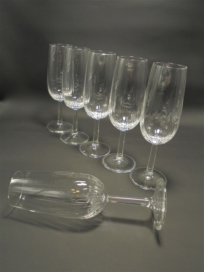 Set of 6 champagne flutes
