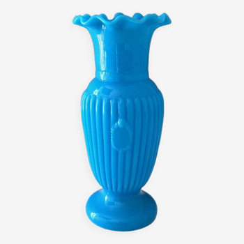 Vase antique Portieux Vallerysthal, vase en verre opale bleu