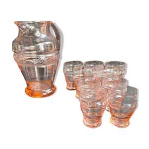 Service pour 4 personnes - Art déco - verre ou 1/2 cristal rose soufflé et taillé