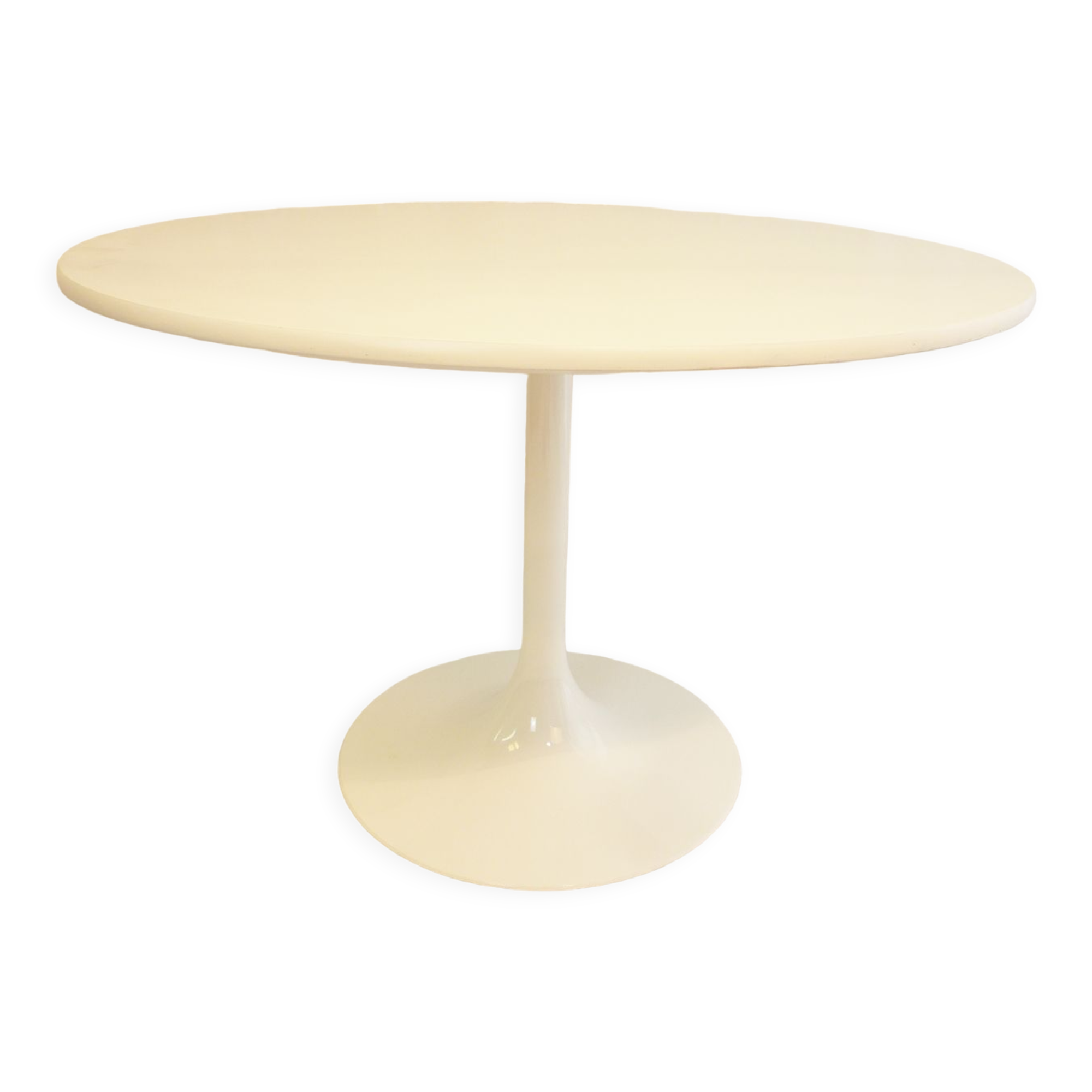 Round dining table 130 cm