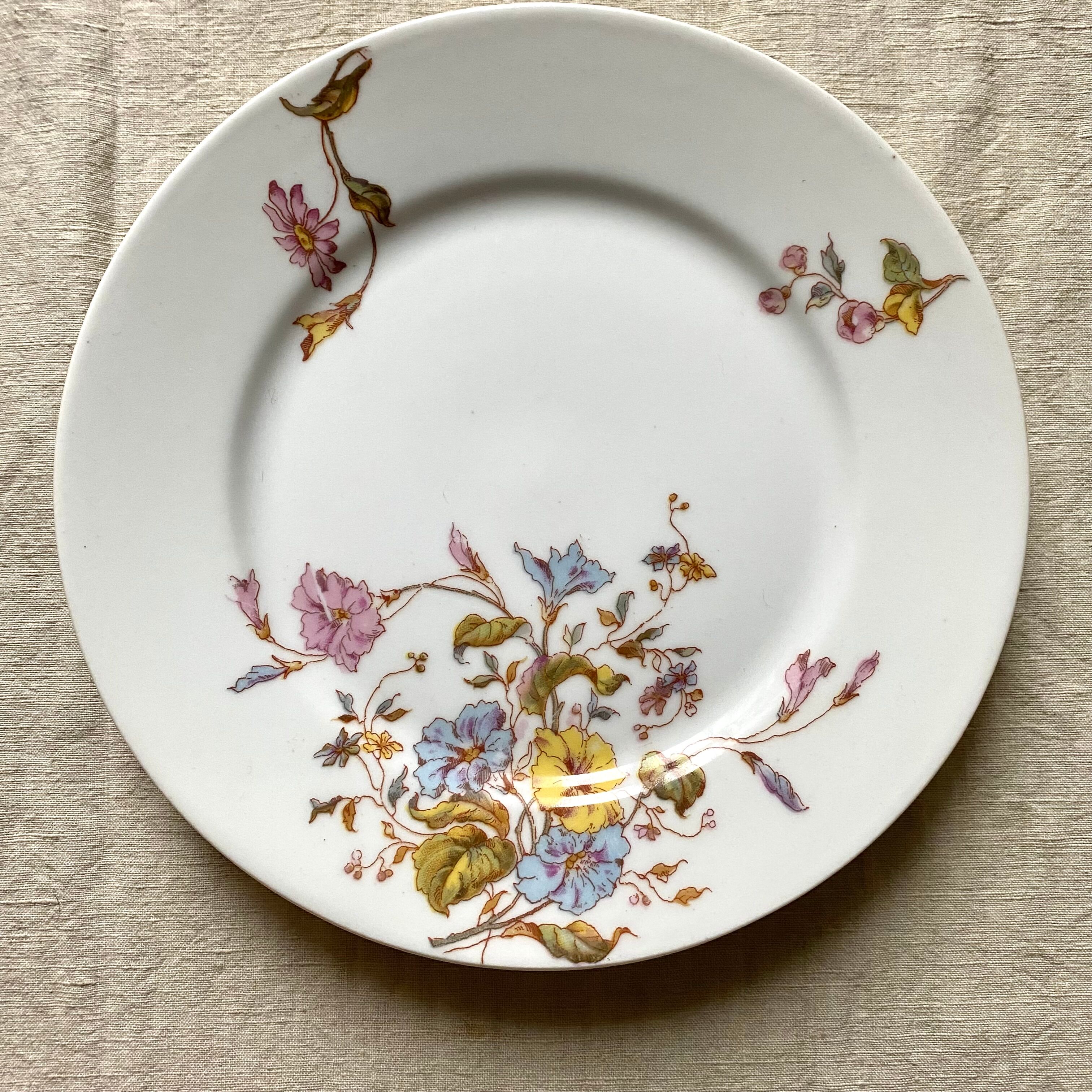 Floral porcelain dessert plates x14