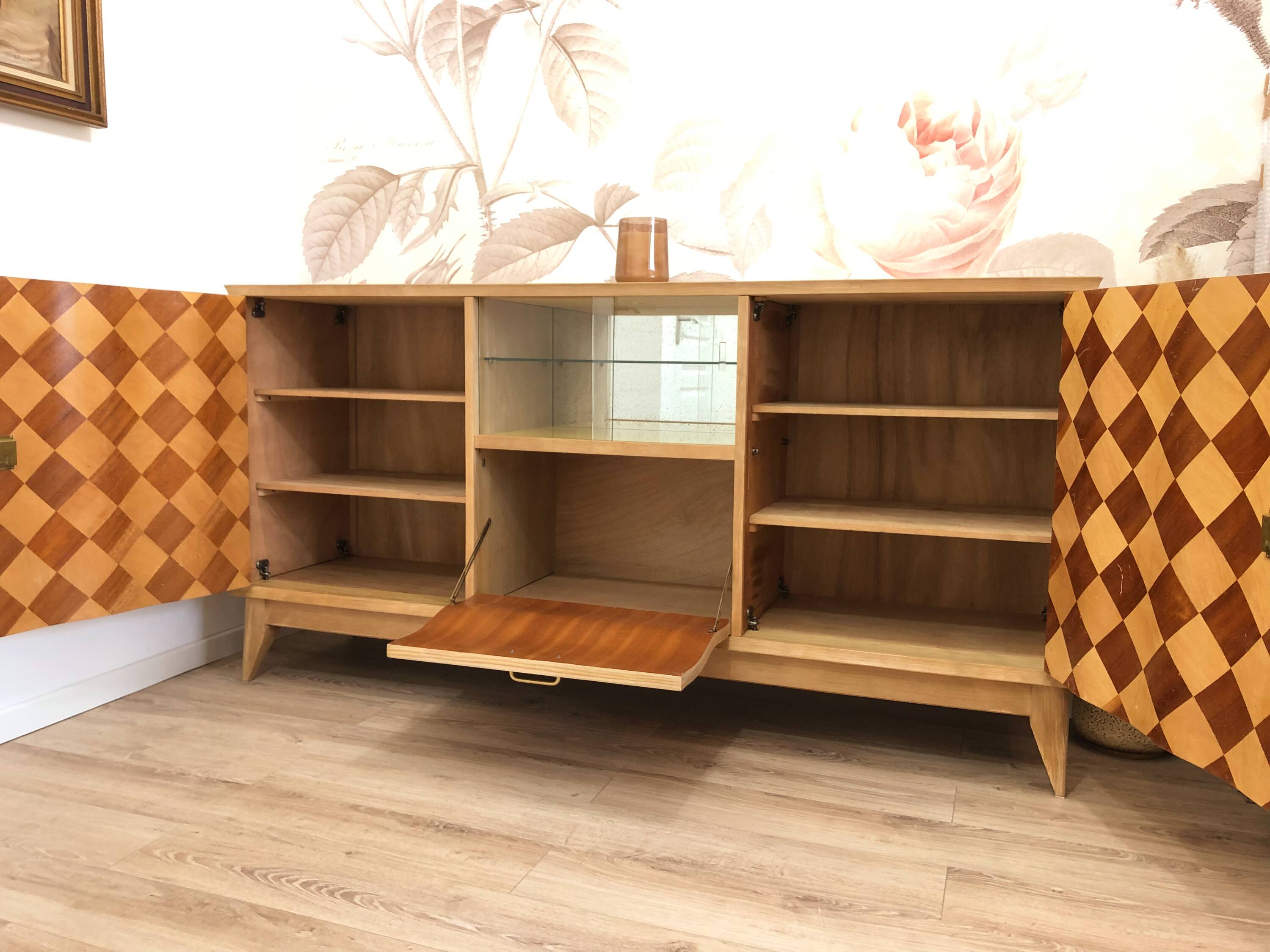 1960s sideboard with beautiful chevron marquetry