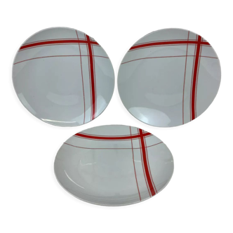 White plates made in France, with tea towel décor