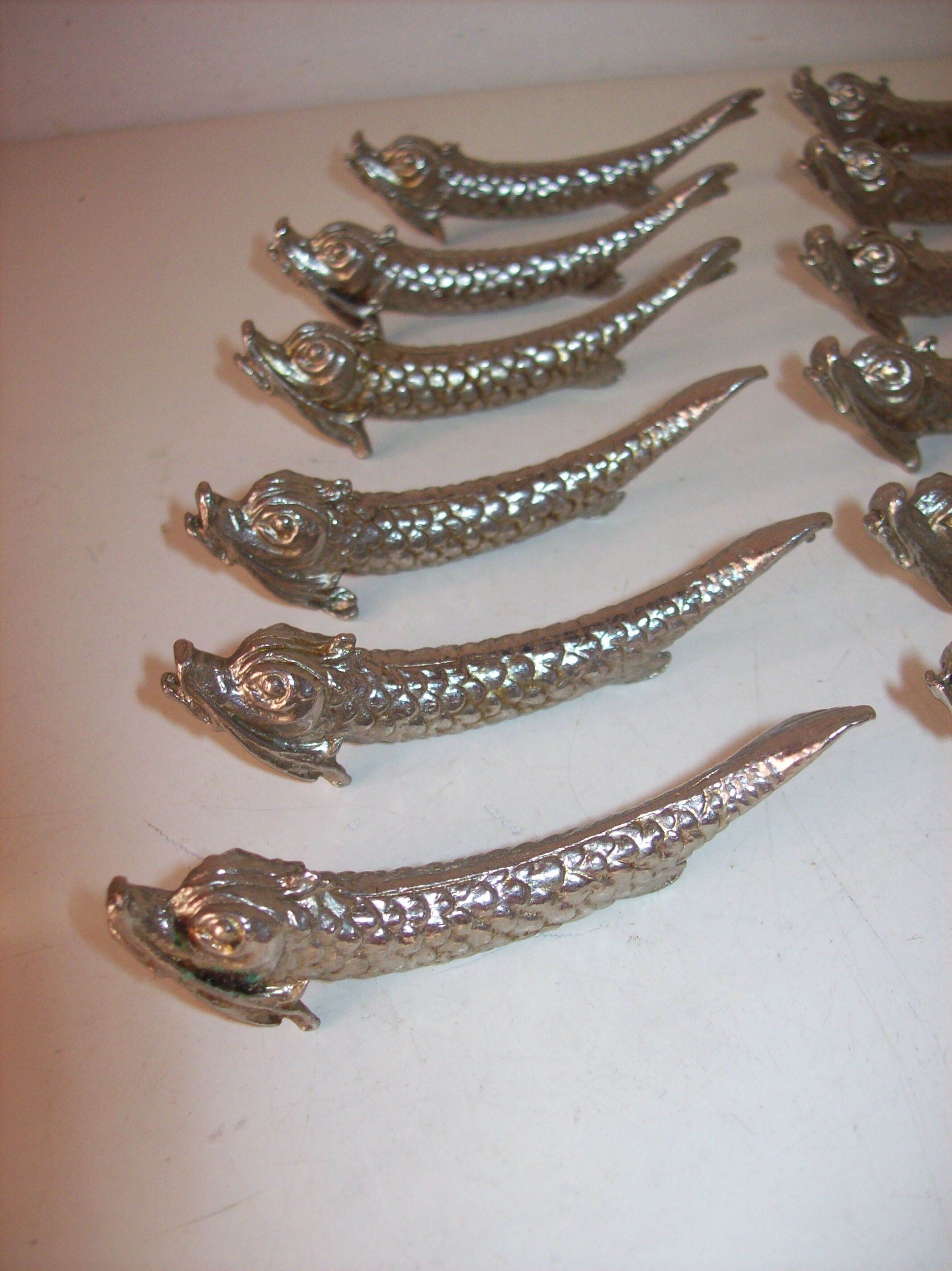 Set of 12 knife holders