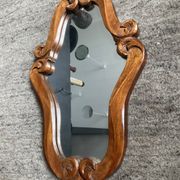 Miroir vintage en bois sculpté