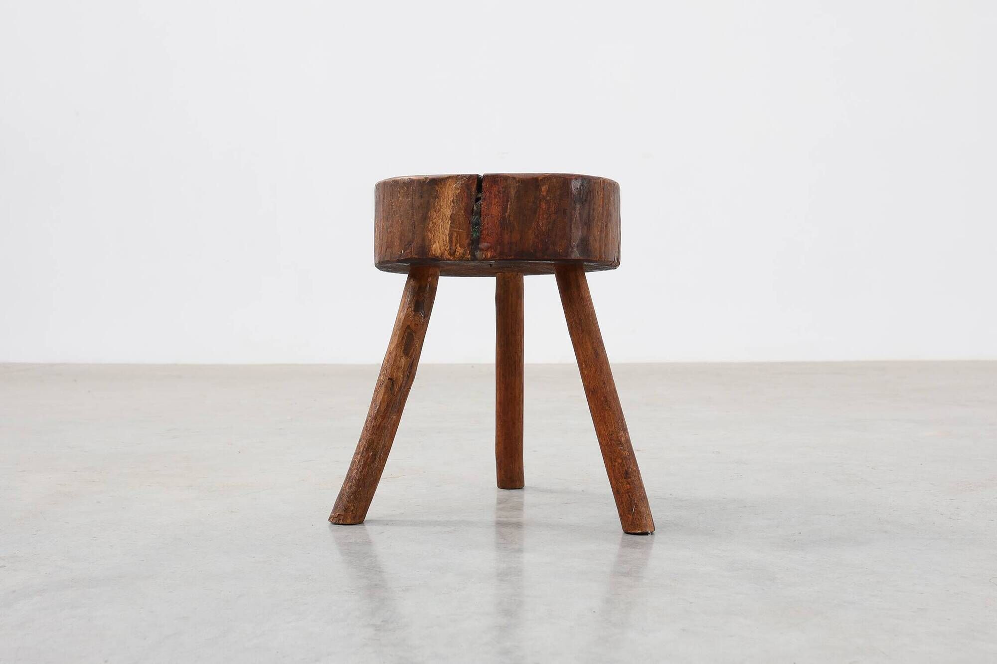 Rustic Oak Tripod Stool with Chunky Round Wooden Seat, France, circa 1920