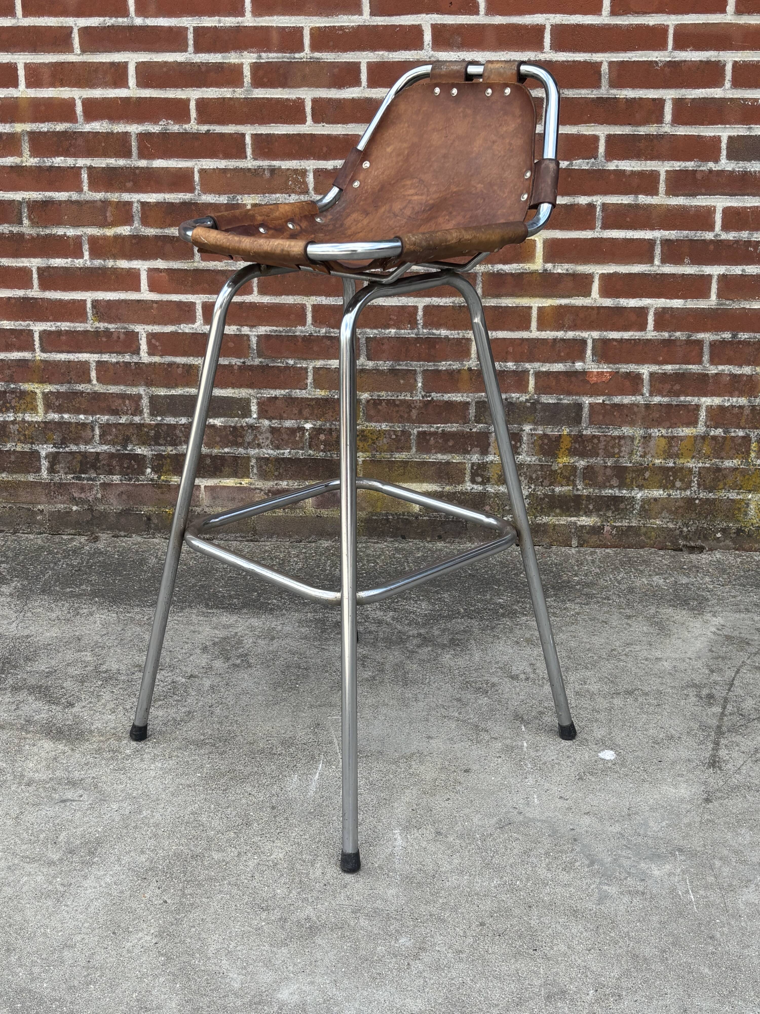 Tabouret de bar vintage Dal Vera sélectionné par Charlotte Perriand design 'Les Arcs'