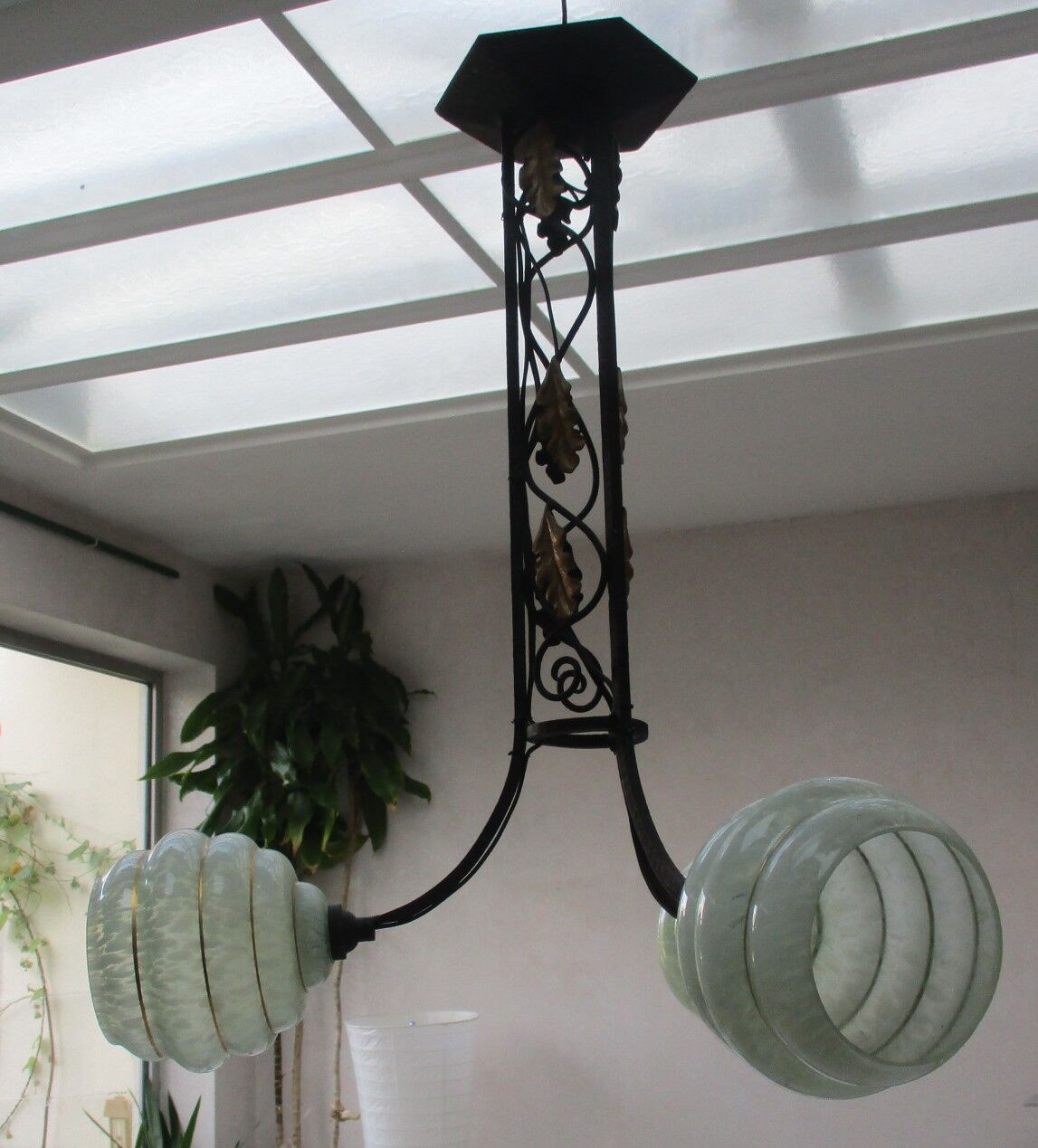 Wrought iron luster 3 branches day offpasped