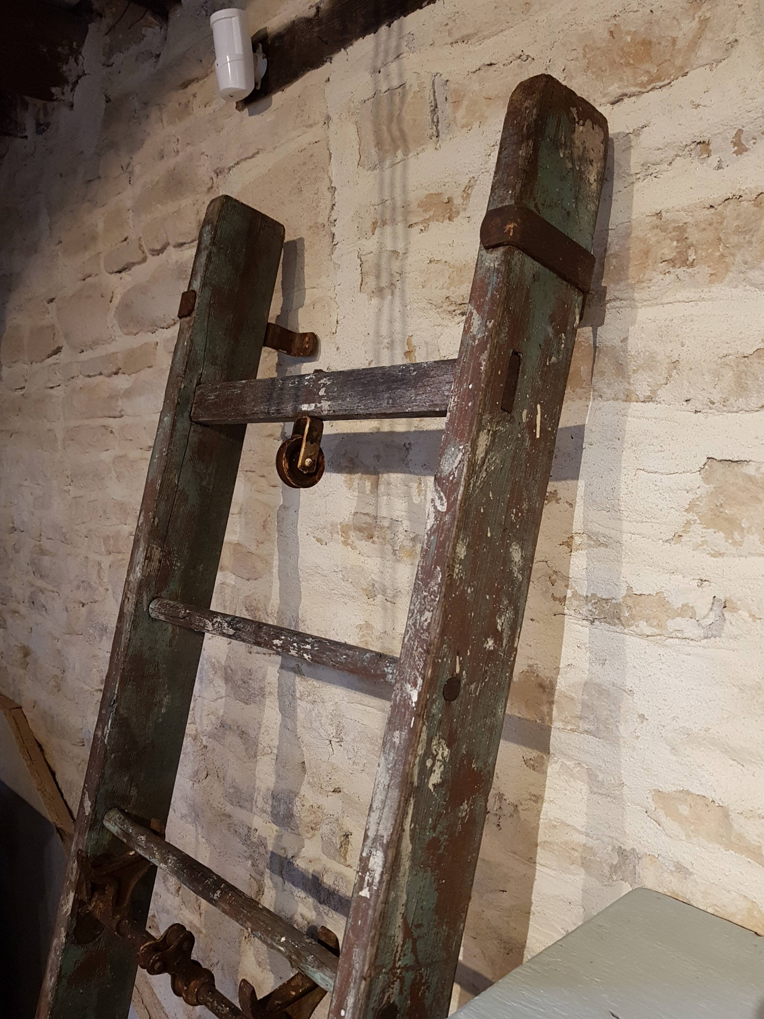 Former large scale wooden to the green patina
