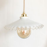 Opaline suspension with lace