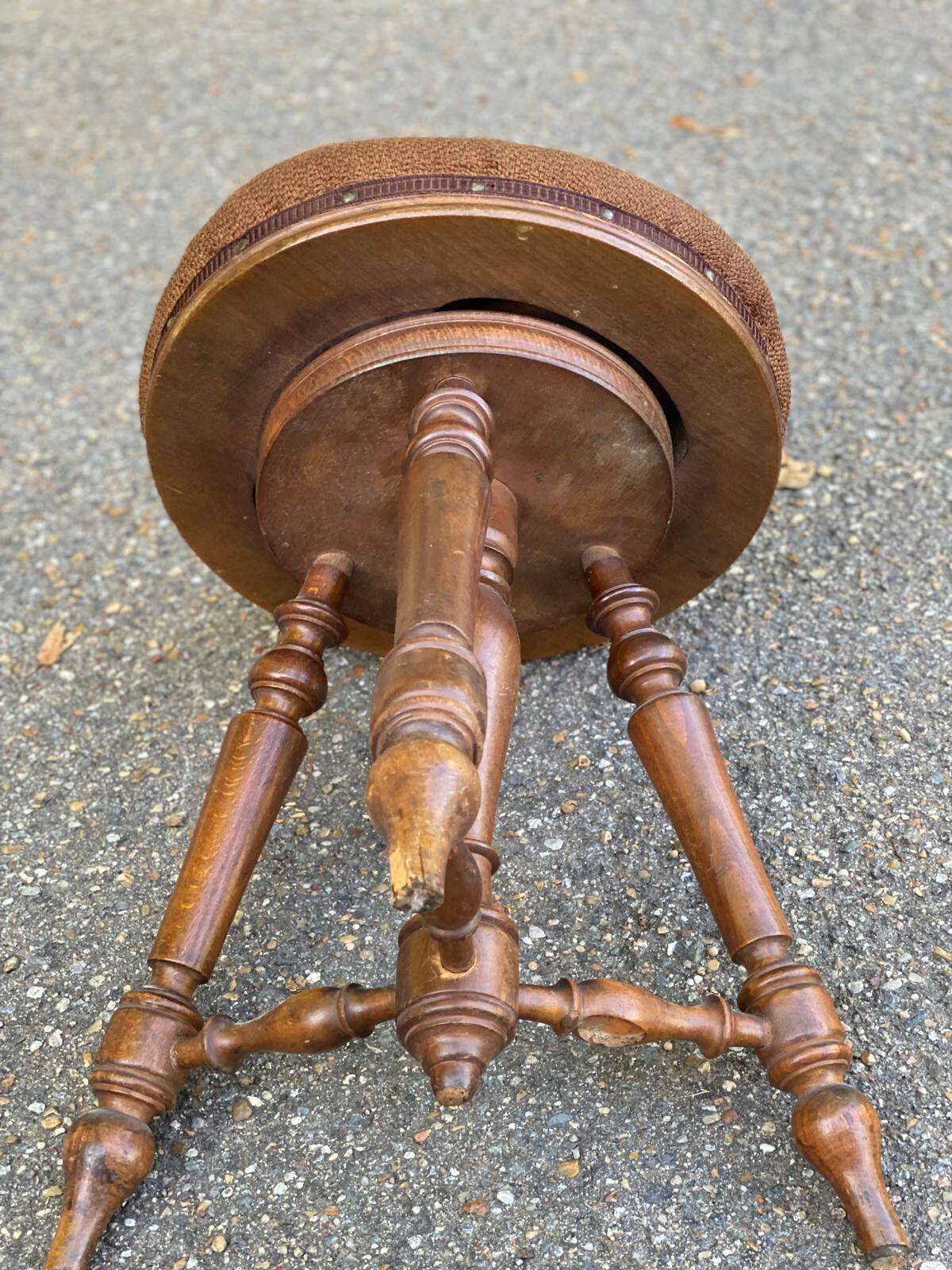 Napoleon III Adjustable Round Piano Stool