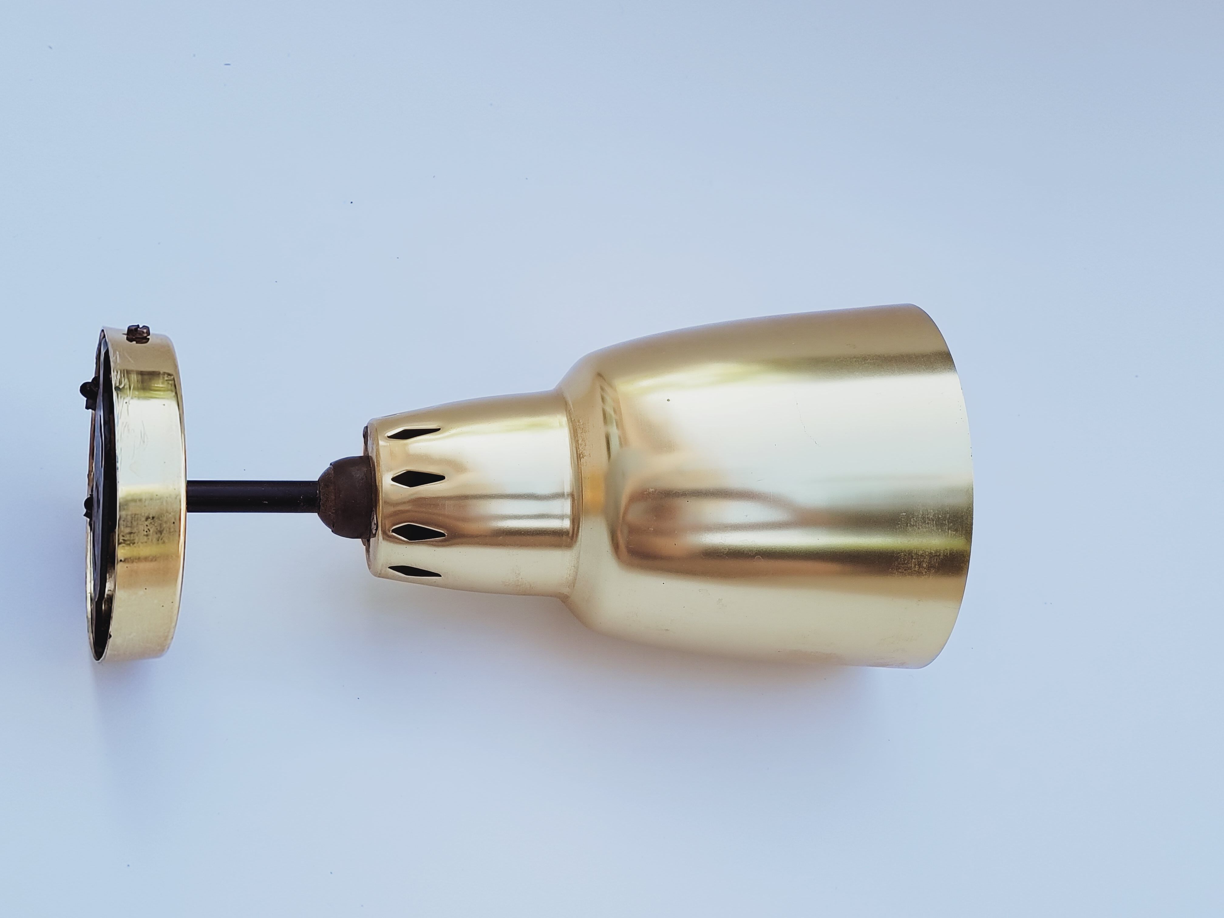 Wall lamp gilded aluminum from the 60s edited by Parscot
