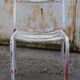 Chaises Tolix t2 par Xavier Pauchard