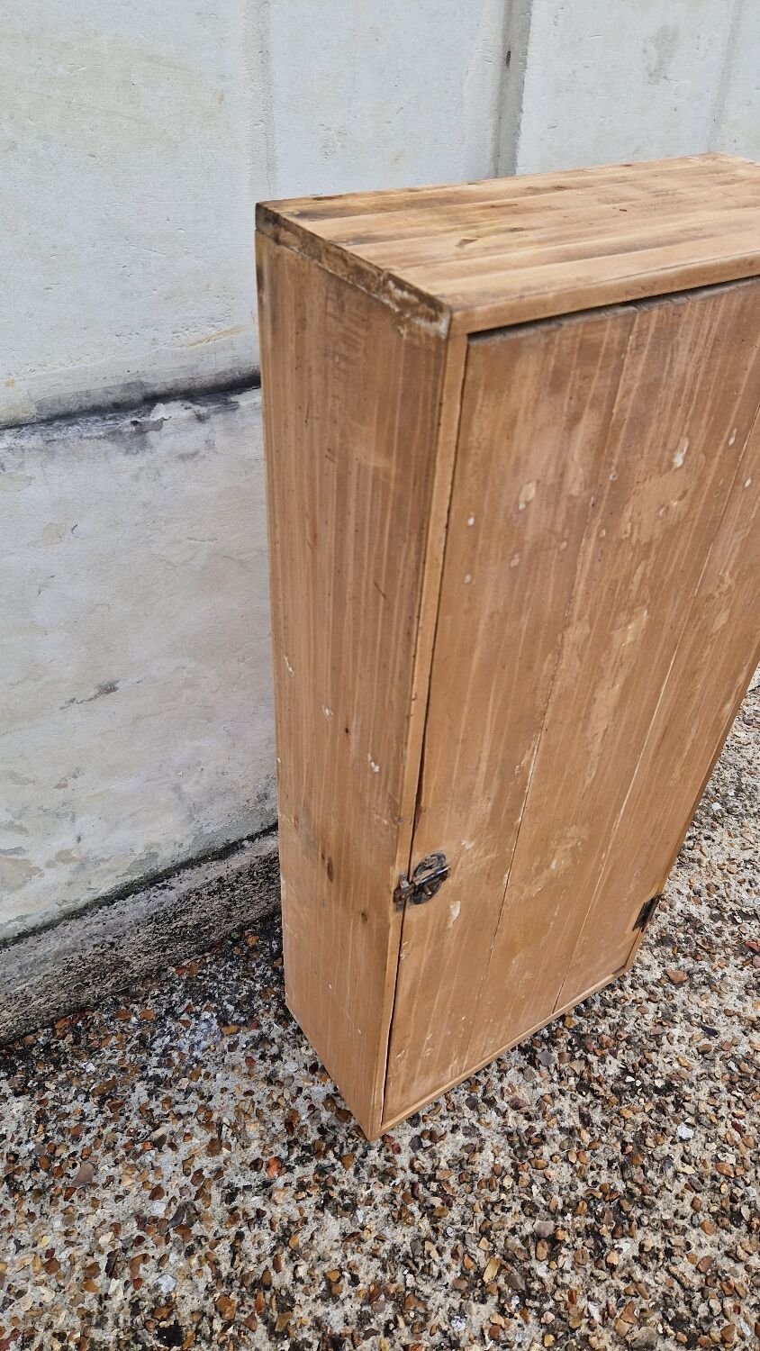Armoire de métier
