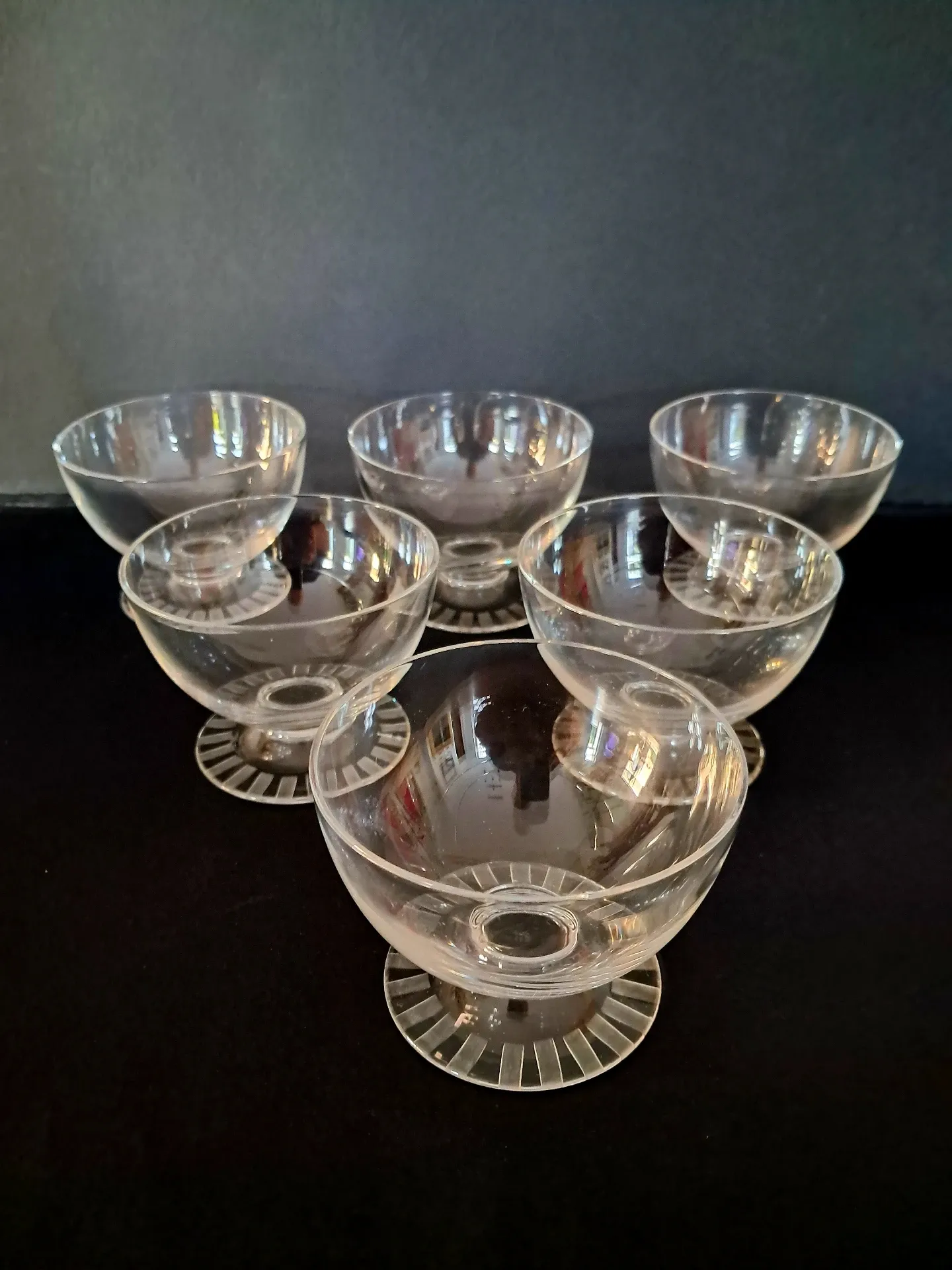 6 champagne coupes Briançon signed Daum