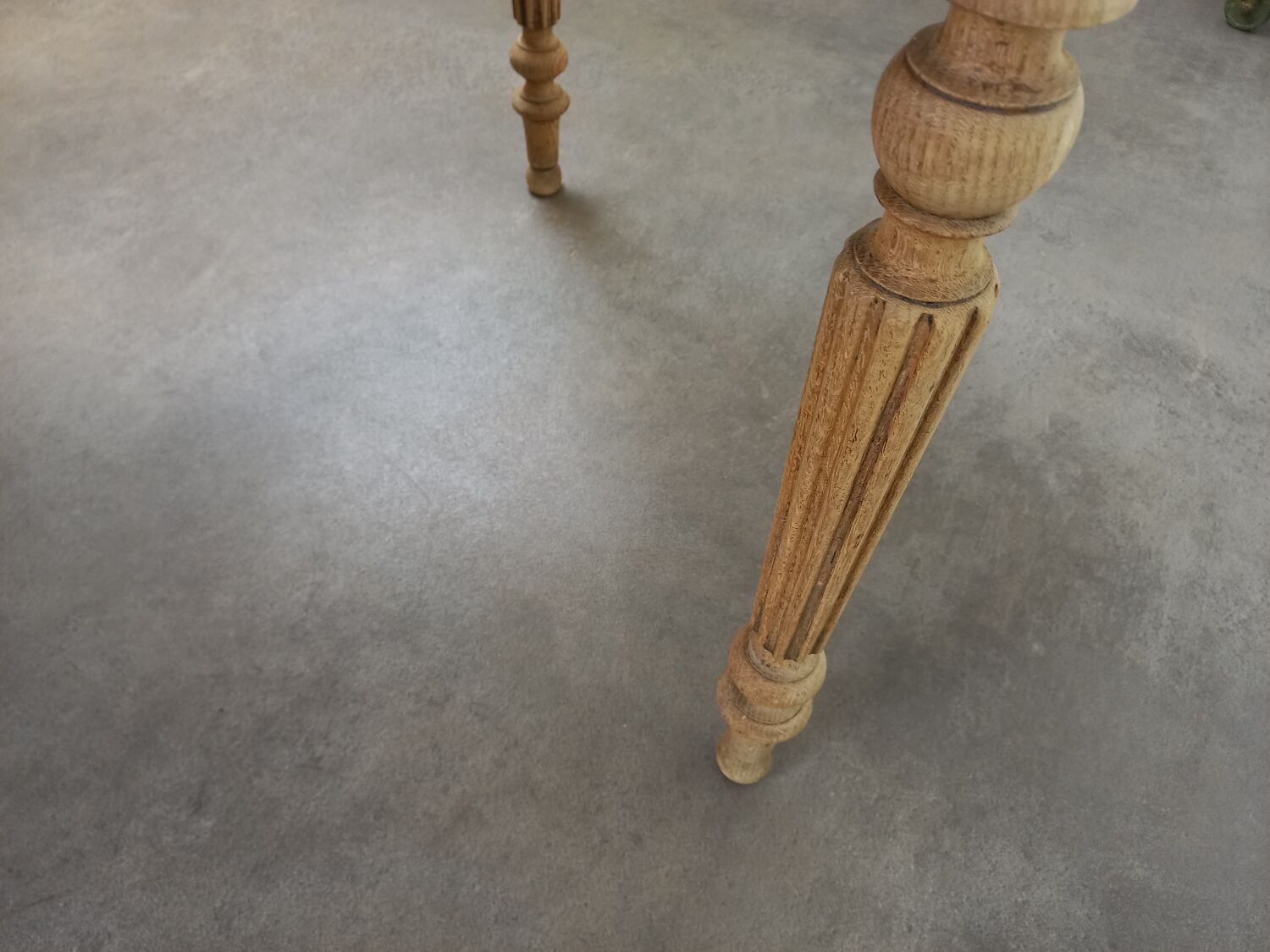 Farmhouse table