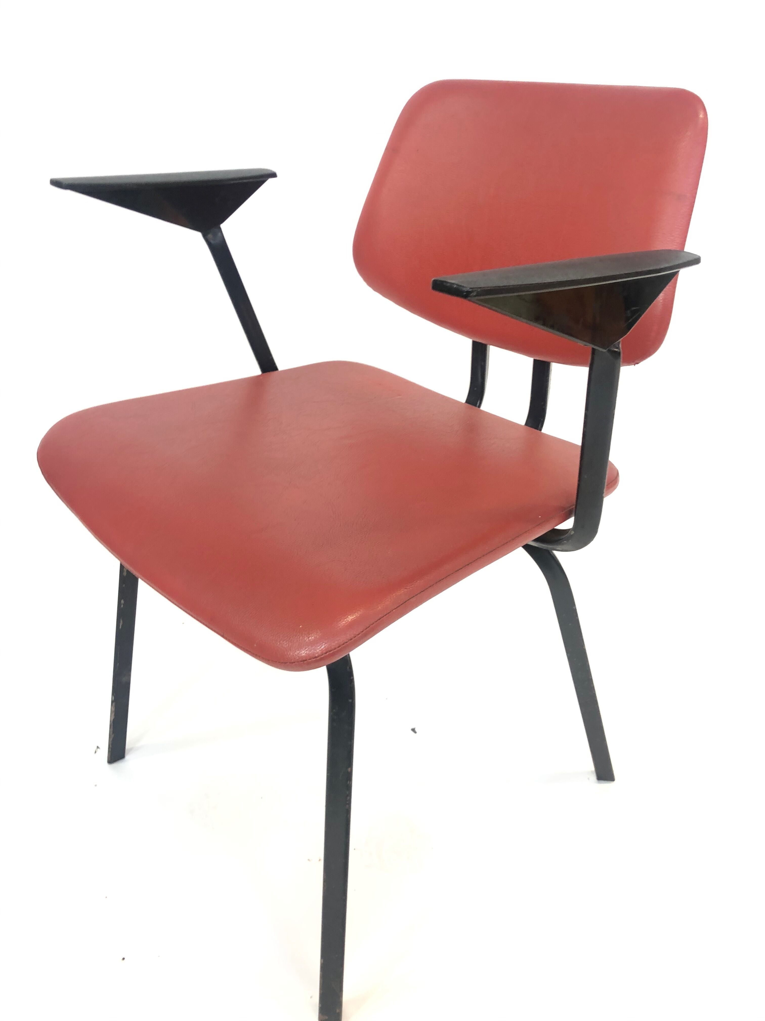 Friso Kramer vintage chair design 1960 Netherlands Design