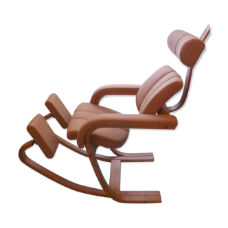 Scandinavian vnitage armchair stokke duo vbalance peter osvick