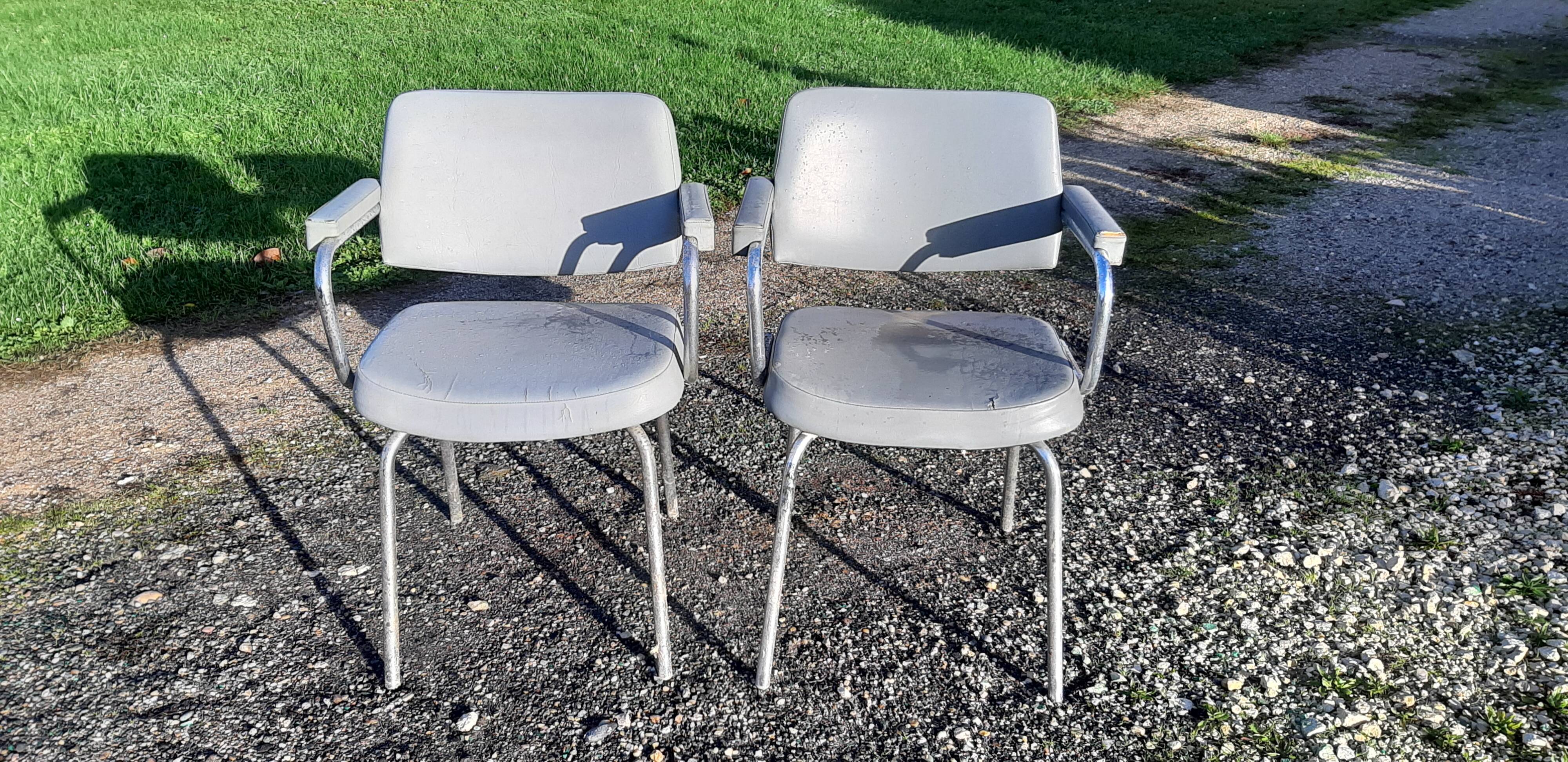 Pair of Pullman Armchairs