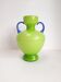 Vase vert à anses bleues en opaline italienne