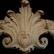 Large Louis XV mirror from the late 19th century, with floral motifs.