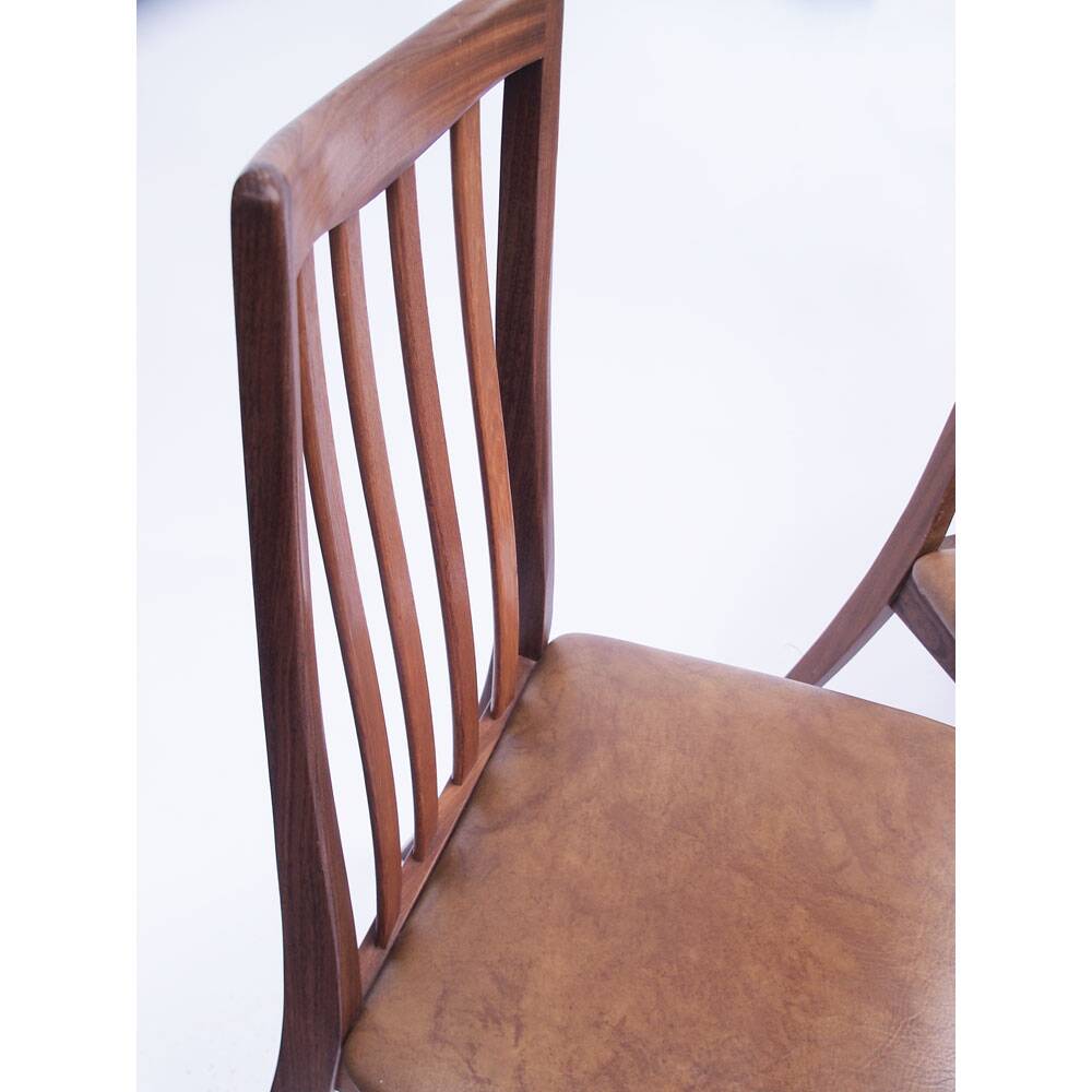Set of 4 vintage Scandinavian Gplan chairs