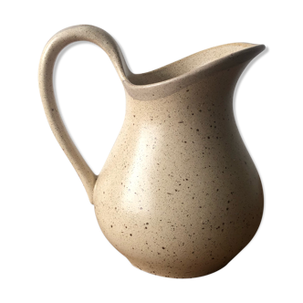 Pitcher Saint Clement