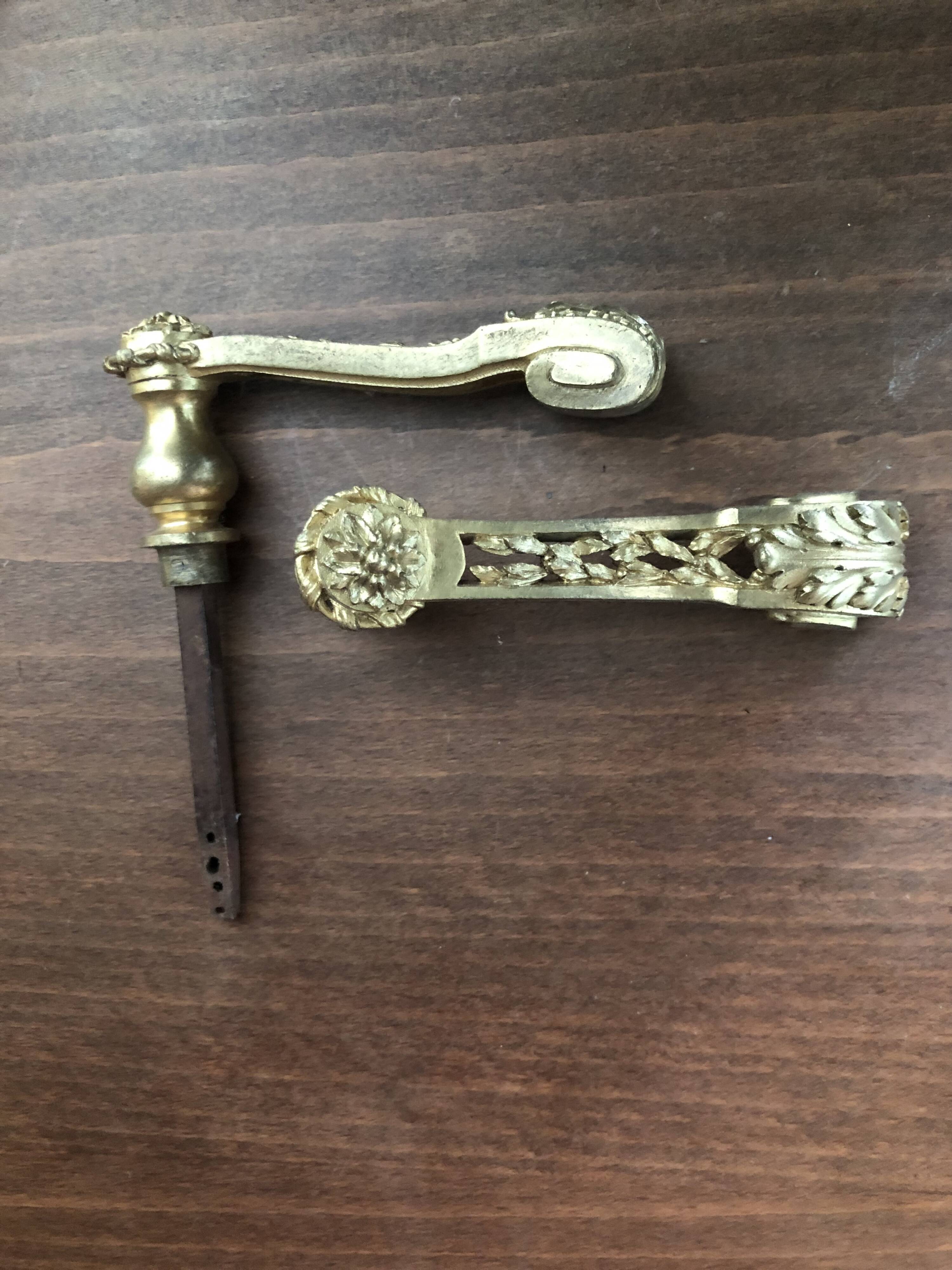 Golden Empire-style handle