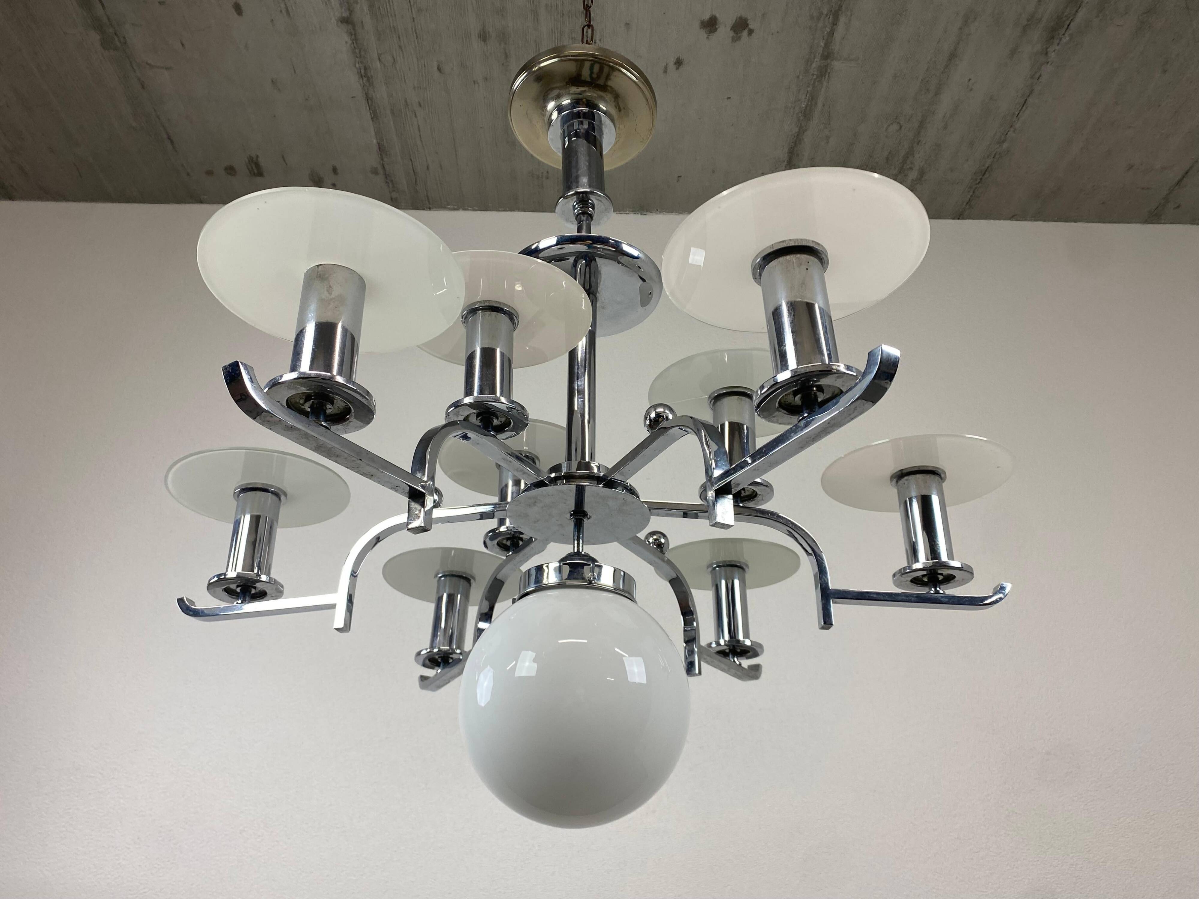 Grand functional chandelier/Bauhaus